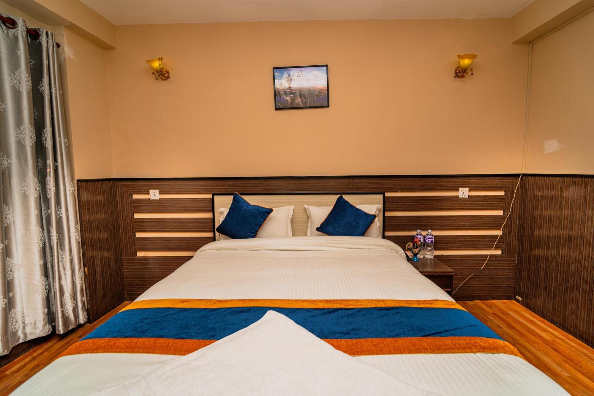 Karma Travellers Home Κατμαντού Εξωτερικό φωτογραφία