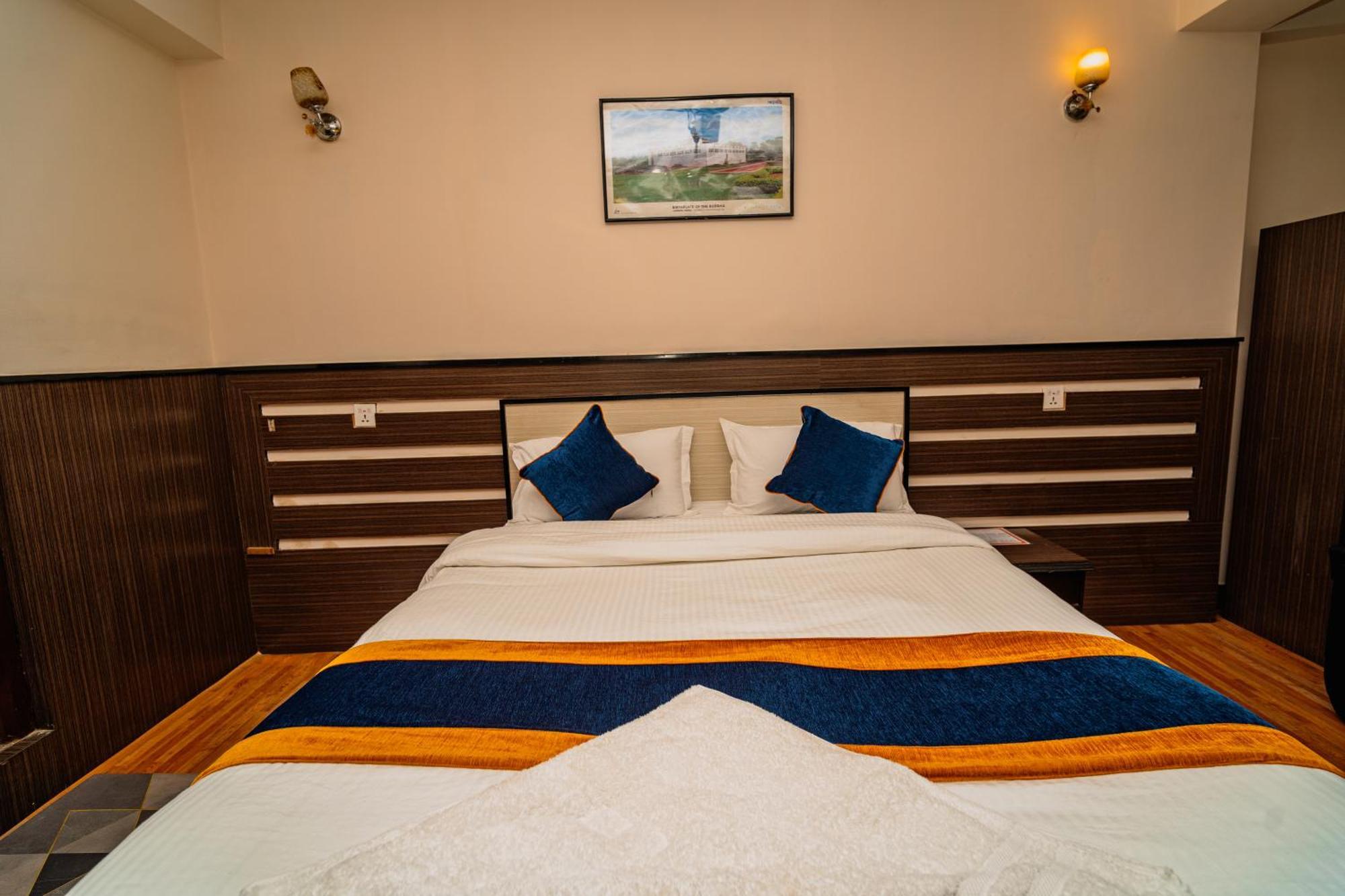 Karma Travellers Home Κατμαντού Εξωτερικό φωτογραφία