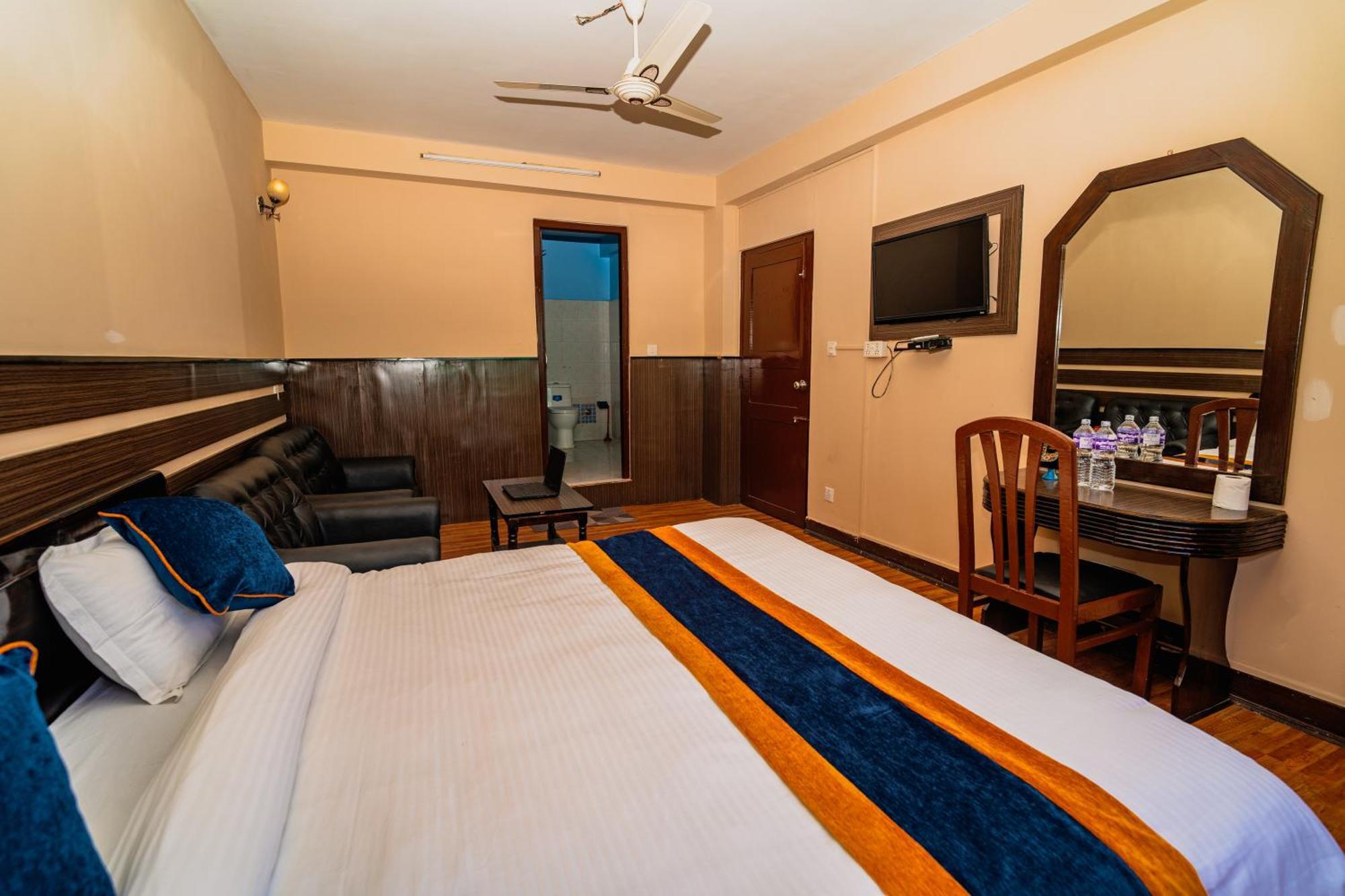 Karma Travellers Home Κατμαντού Εξωτερικό φωτογραφία