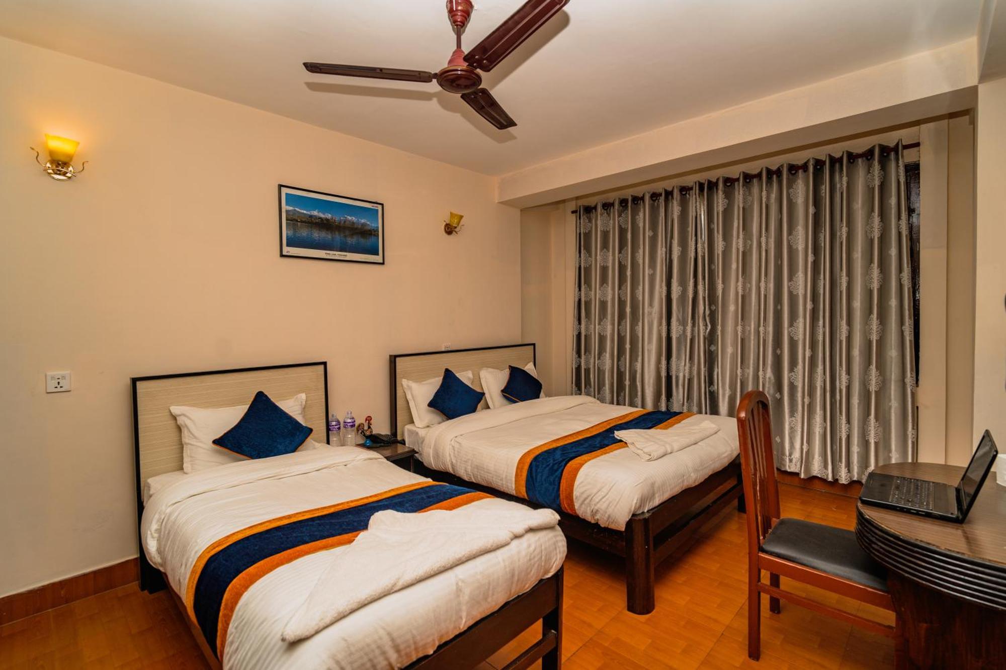 Karma Travellers Home Κατμαντού Εξωτερικό φωτογραφία
